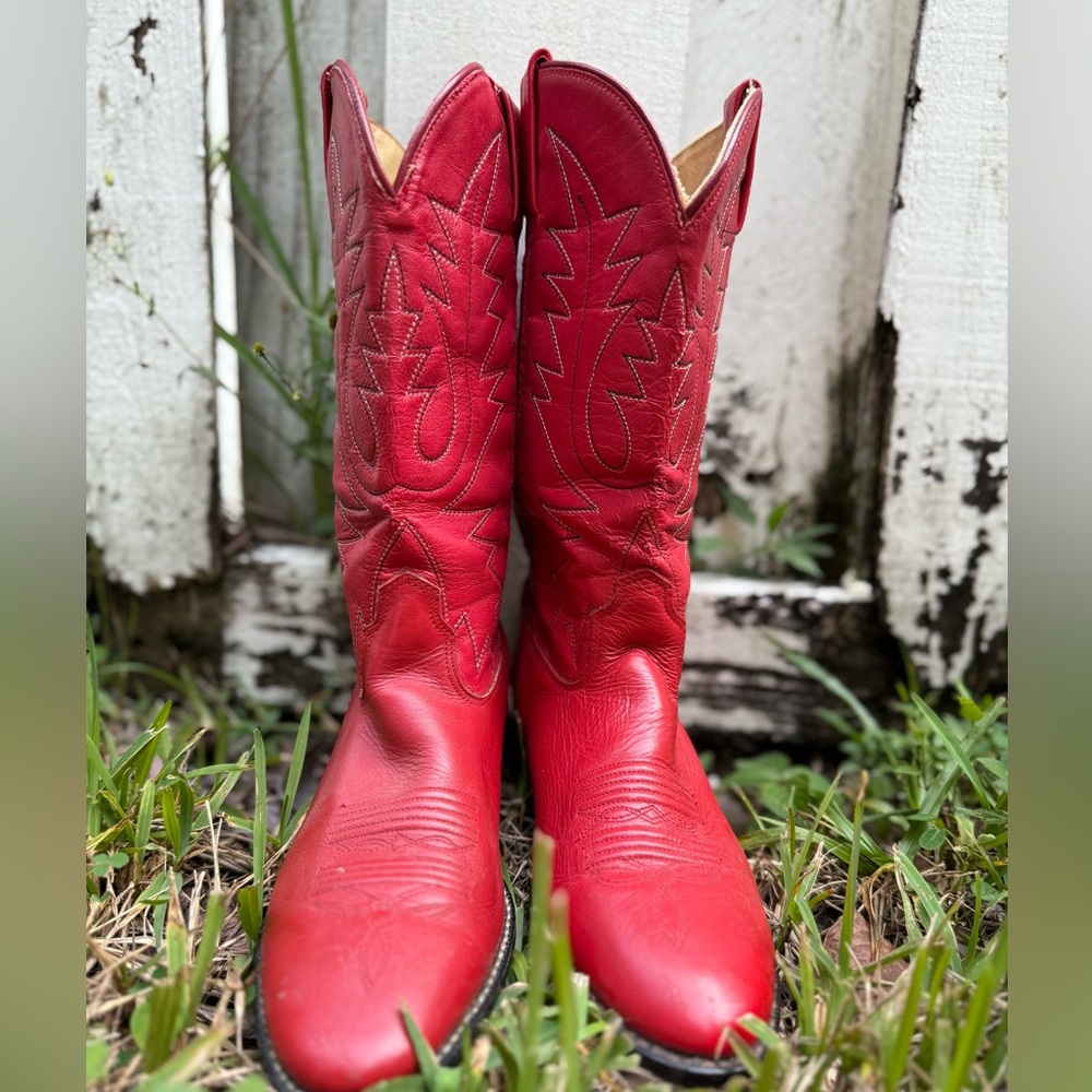 Red Western Cowboy Boots:Size 8 - Picture 6 of 10
